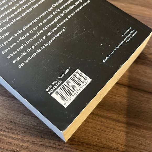 Grey + Darker - livres en français / books in FRENCH - Picture 3 of 6